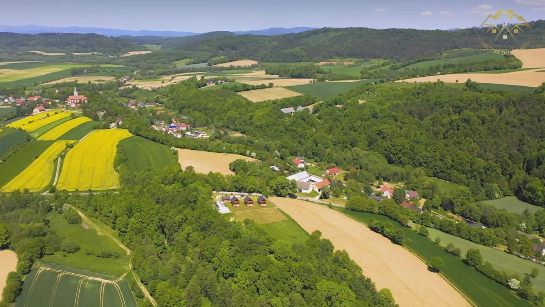 Sloneczne Domki Sudety - Domki Caloroczne Kotlina Klodzka Stary Waliszow Exteriör bild